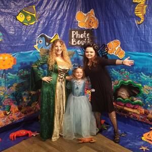 Meet your Posher, Semra